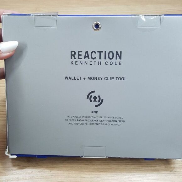 Kenneth Cole Reaction Mens Black Bifold Leather Wallet & Money Clip Set - Picture 2 of 6